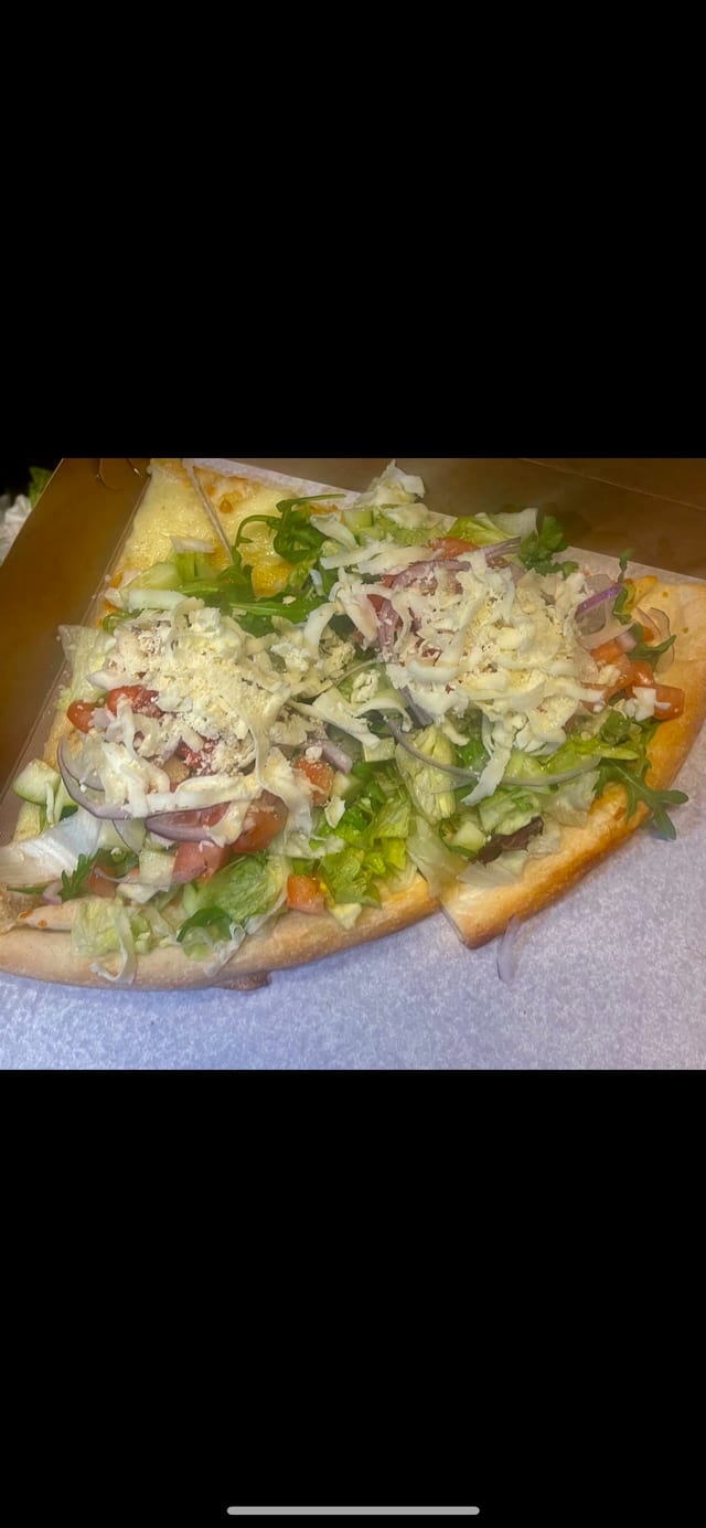 Tossed Salad Slice.